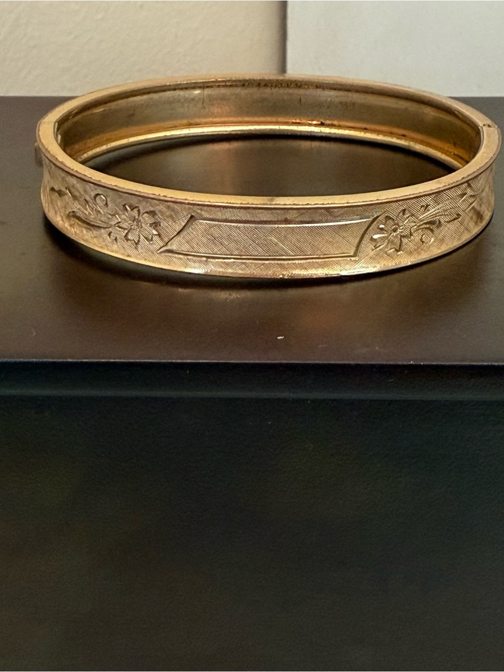 Vintage Marathon 12K GF Gold Filled Floral Engraved Hinged Bangle Bracelet